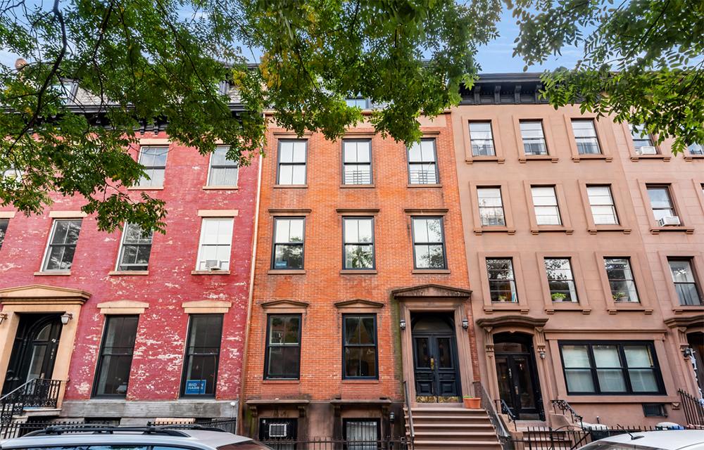 Bestreich, Sproviero, Lobel, Katz and Waring of Investment Property Realty Group sell 5,600 s/f for $6.4 million